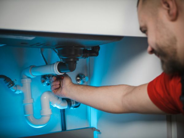 Service de plomberie à Agde : dépannage urgent disponible